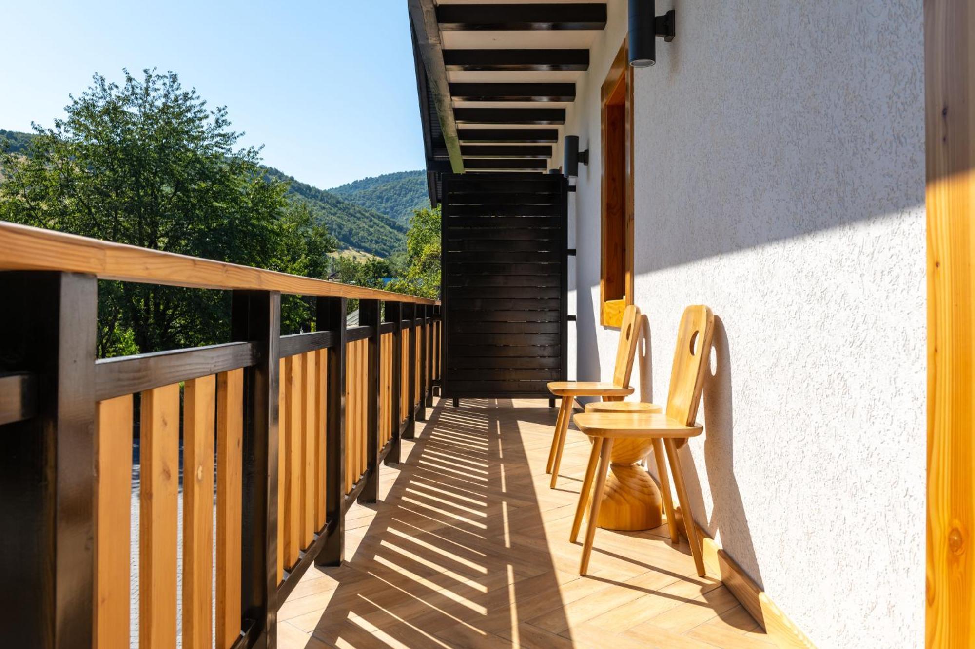 Casa Roben Hotel Rîu de Mori Exterior foto